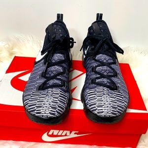 Nike KD Black and White Sneakers size 6 youth basketball